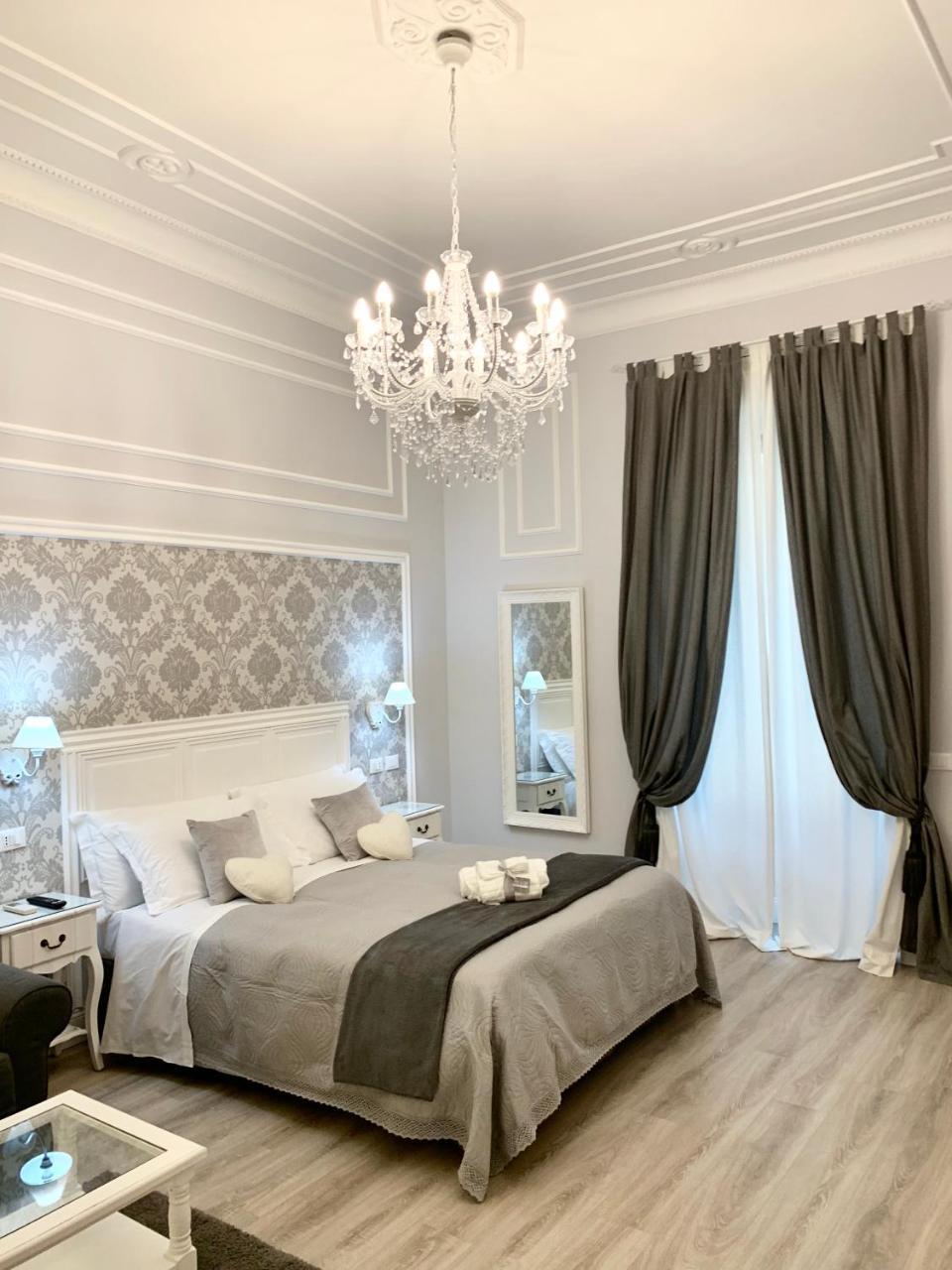 Charme & Chic Luxury Pensionat Rom